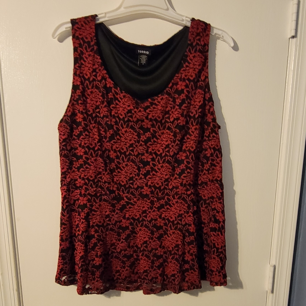 Torrid sleeveless shirt red black 2